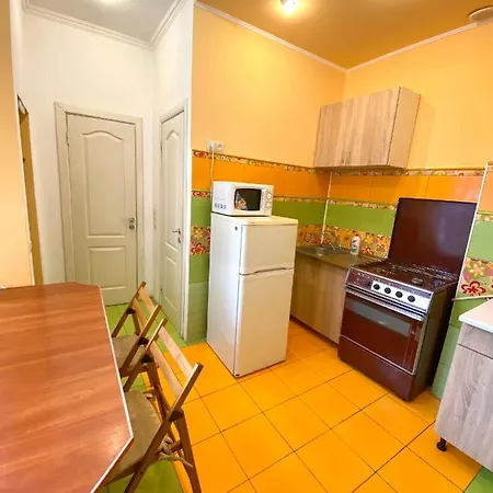 Apartment біля залізничного вокзалу вулиця залізнична 10 до 5 гостей