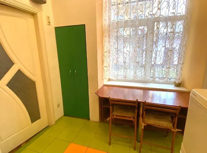 Apartamento біля залізничного вокзалу вулиця залізнична 10 до 5 гостей